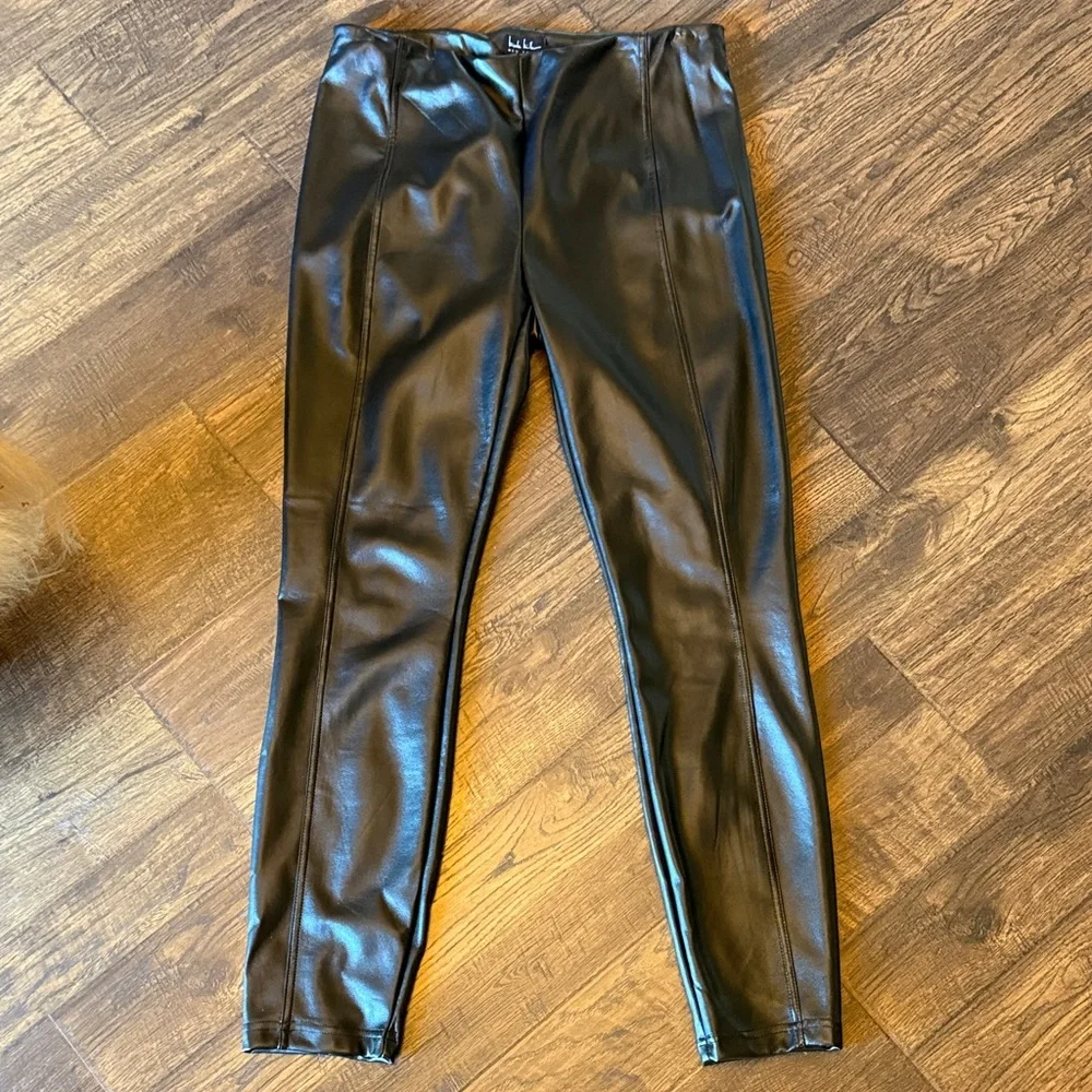 Nicole Miller Shiny Black Faux Leather Pants - Picture 1 of 6